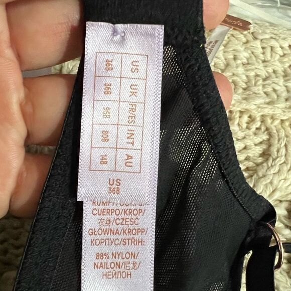 New! Savage X Fenty Lightly Lined Ribbed Mesh Black Demi Bra Size 36B - Picture 8 of 9